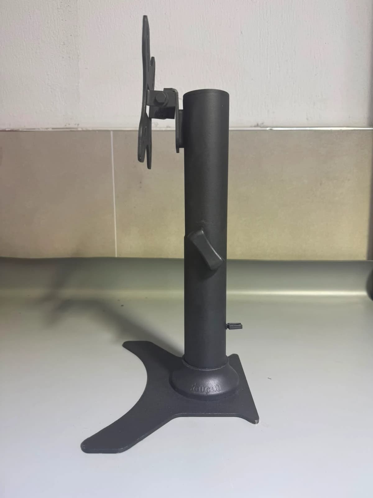 AYAK METAL BORU UNİVERSAL PİVOT 360 DERECE — photo 4/8