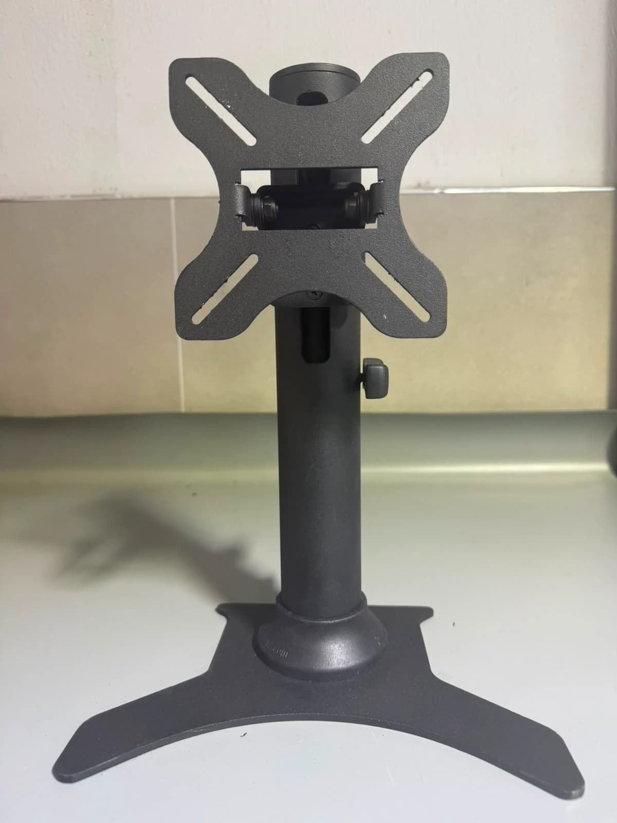 AYAK METAL BORU UNİVERSAL PİVOT 360 DERECE — photo 6/8